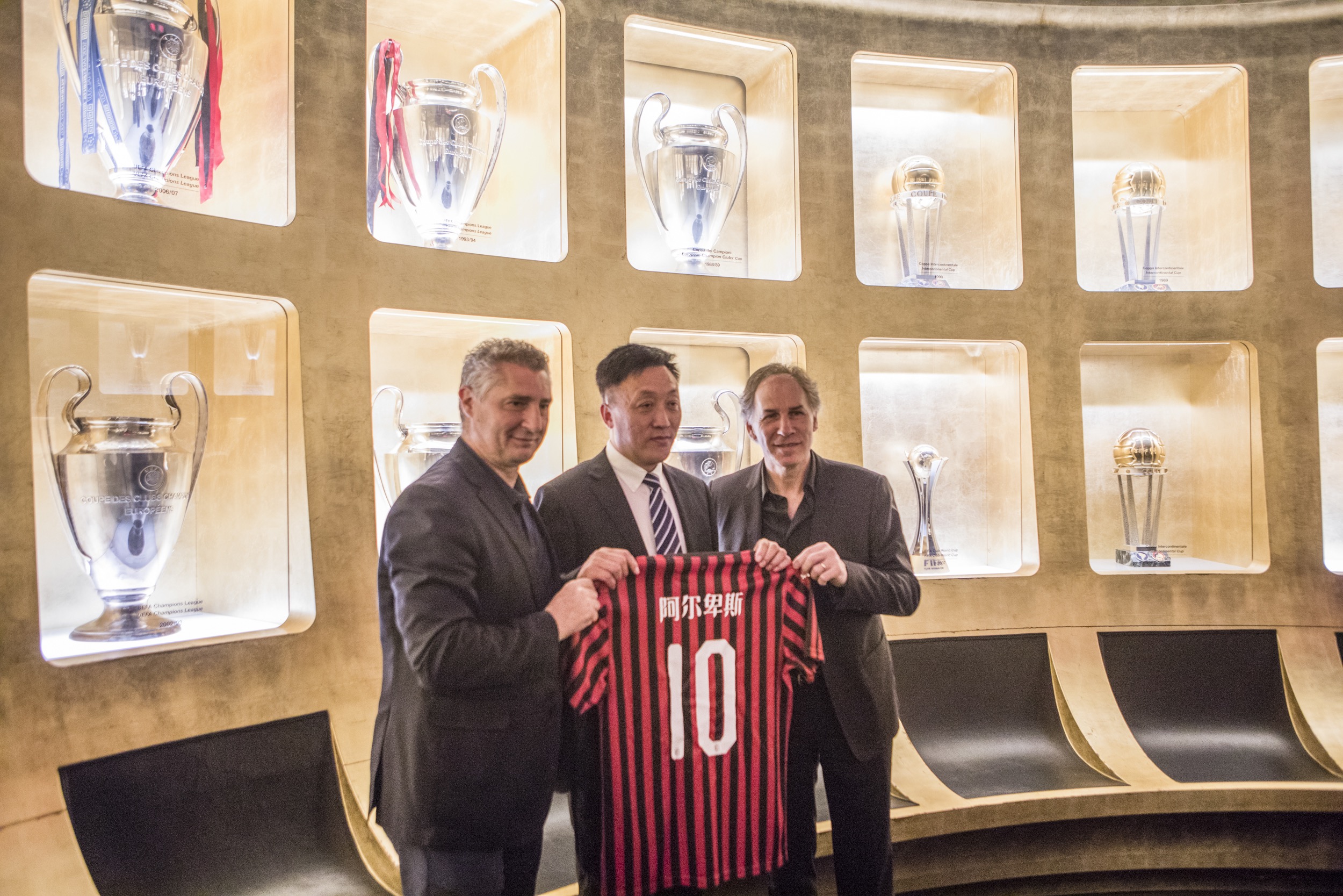 篮球NBA球队迎来最长客场之旅（NBA球队开启最长客场征程）