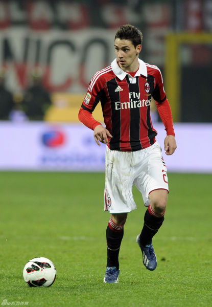 英媒：日本侵略者照片事件是个失误，布莱顿和英超此前都不了解此事（英媒称日本侵略者照片事件系失误，布莱顿与英超此前并不知情）