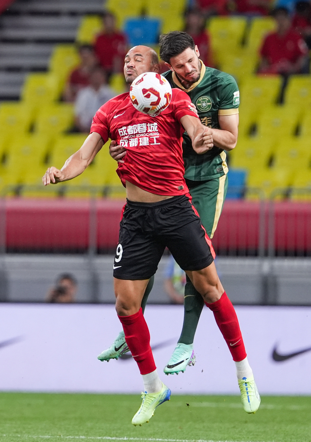 萨内蒂评合作过国米十大前锋：大罗位列榜首，伊布和巴乔在列（萨内蒂评选共事过的国米十大前锋：大罗第一，伊布与巴乔入选）