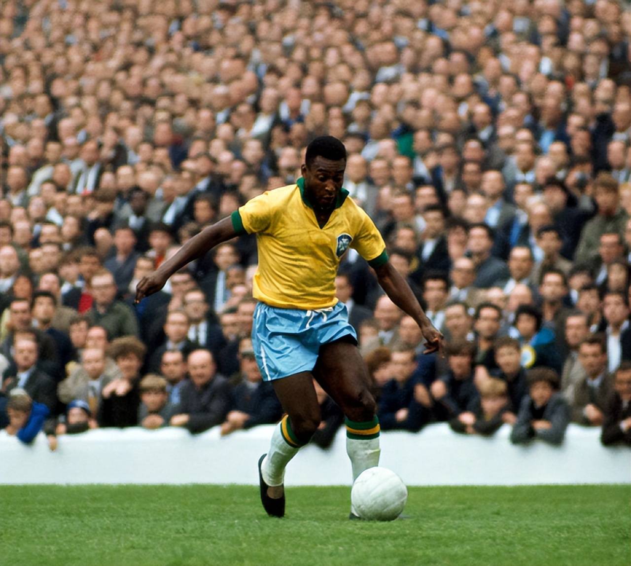 莱万：我们缩小了与皇马的分差，这是关键（莱万：关键在于我们已拉近与皇马的差距）