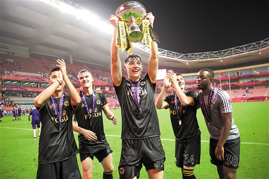 尤文vs乌迪内斯：伊尔迪兹、乔纳森-戴维首发，麦肯尼出战（尤文迎战乌迪内斯：伊尔迪兹、乔纳森-戴维先发，麦肯尼出战）