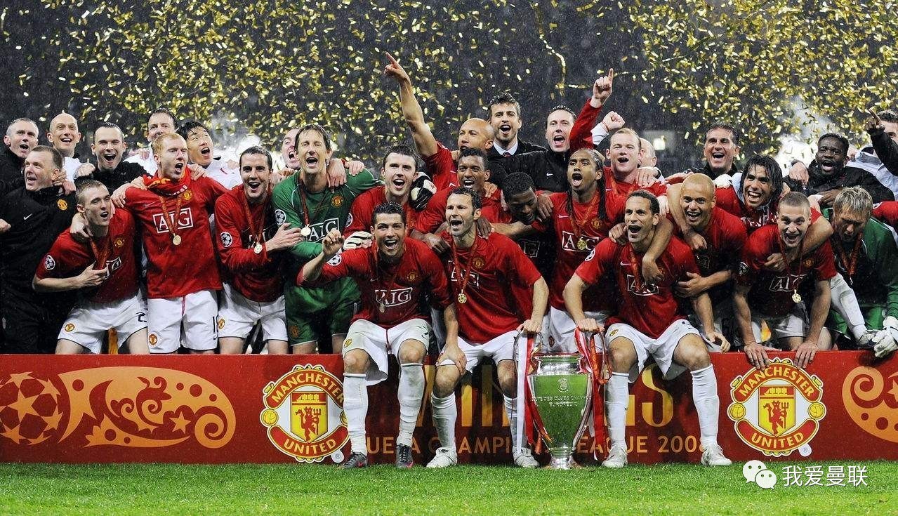 双引擎发力4-1大胜狼队，曼联升至第6：阿莫林终于是露出笑容（双核齐开火，曼联4-1击退狼队升至第6，阿莫林终于露笑）