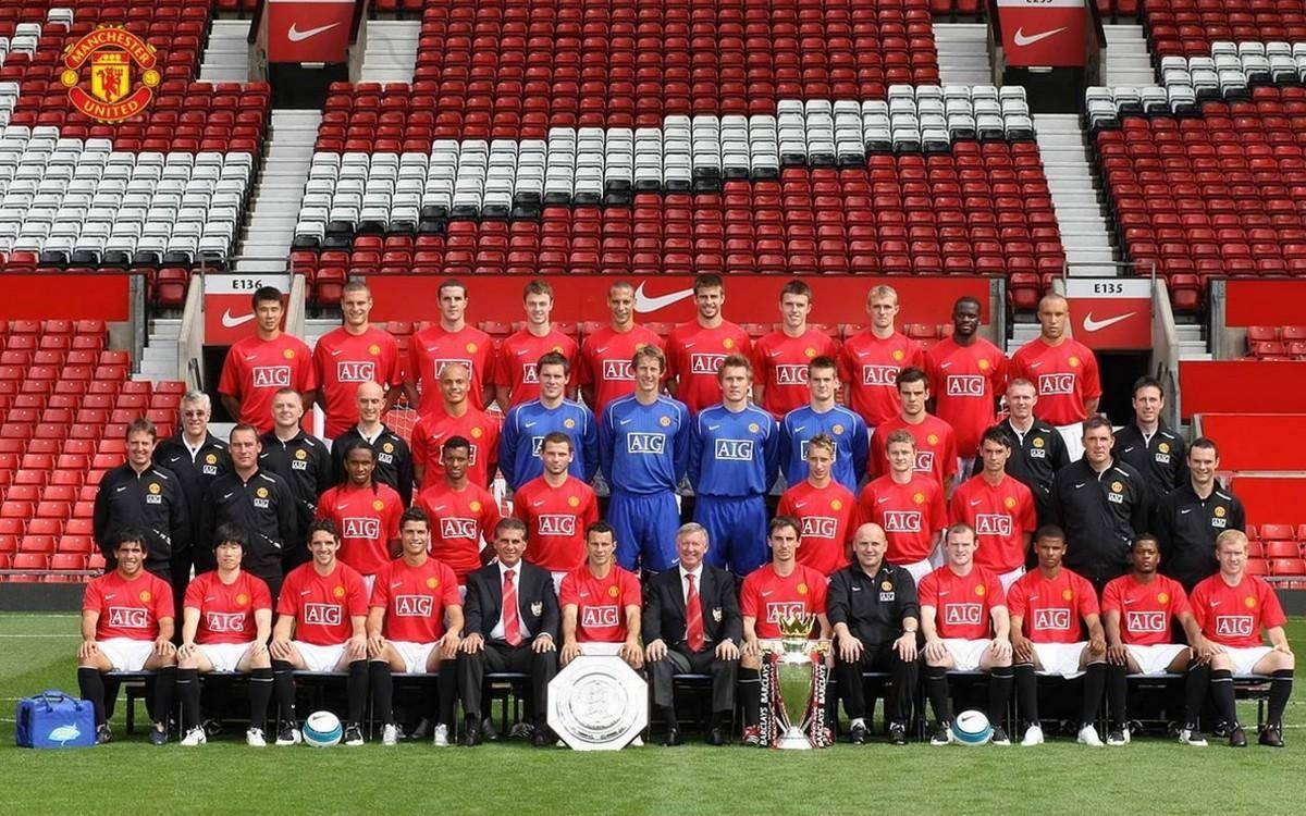 蓝军枪手 天王山之前 先在欧冠褪一层皮吧（天王山将至，蓝军枪手先在欧冠受考验）