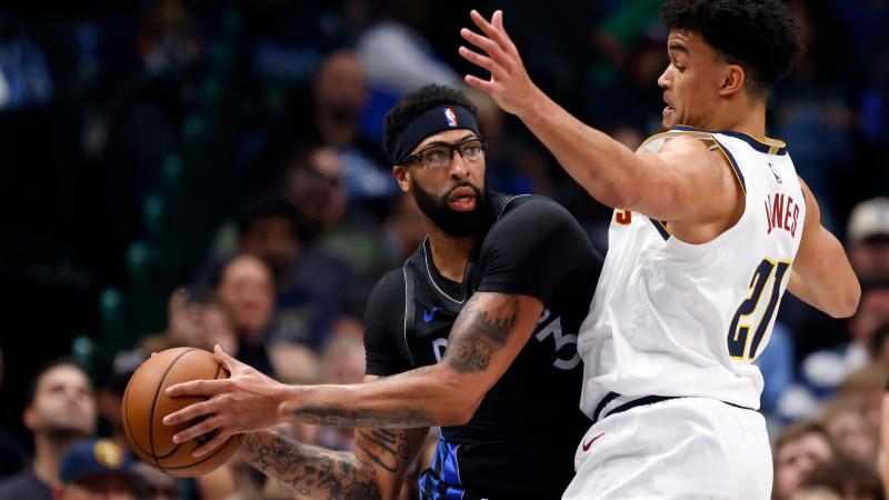 队报：巴黎在考虑引进一名右路后防多面手，有意埃里克-加西亚（队报：巴黎瞄准右路防线多面手，目标埃里克-加西亚）